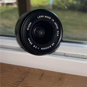 XR Rikenon 28mm f/2.8 Black Lens